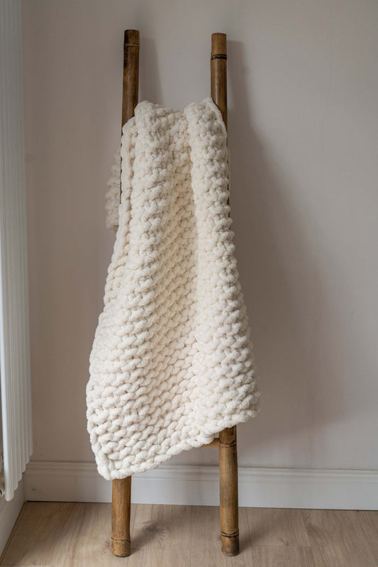 hand-knitted blankets & throws machine washable chenille yarn